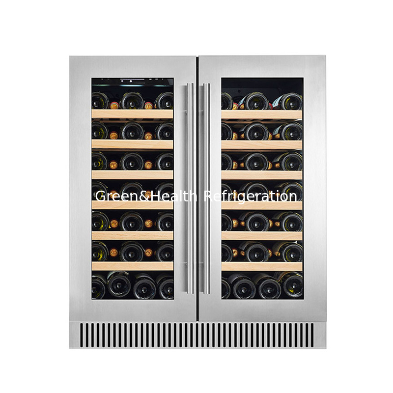 Schwarzer elektrischer Weinkühlschrank mit Holzregalen
