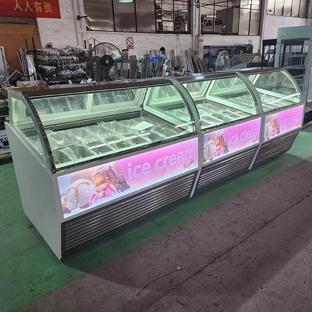 Eiswarenladen Schaufel Eis Display Gefrierschrank Gelato Gefrierschrank mit geschwungenem Glas