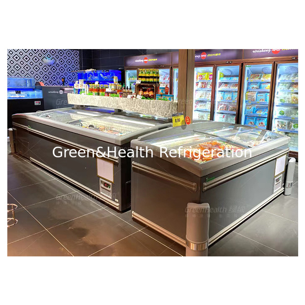 Supermärkte verwenden Inselkühlschränke für die Tiefkühllagerung von Lebensmitteln bei niedrigen Temperaturen