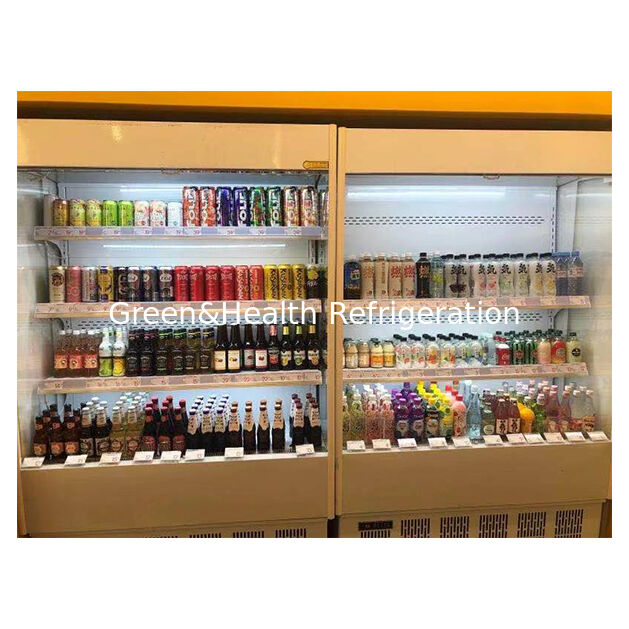 Kleine Supermärkte/Läden lagern Obst/Gemüse in offenen Kühlschränken